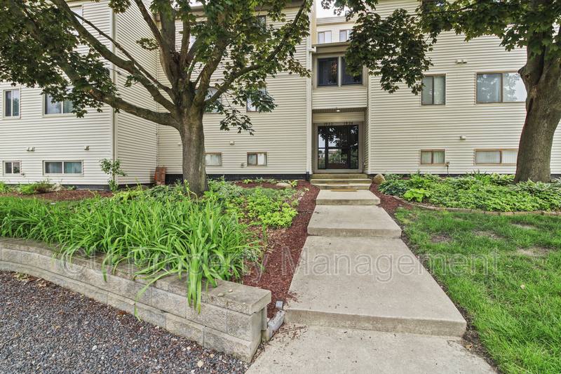 Condo for rent at 1924 Melrose Dr #C, Champaign, IL 61820