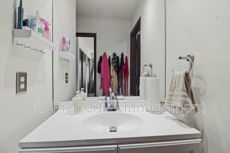 Condo for rent at 1924 Melrose Dr #C, Champaign, IL 61820