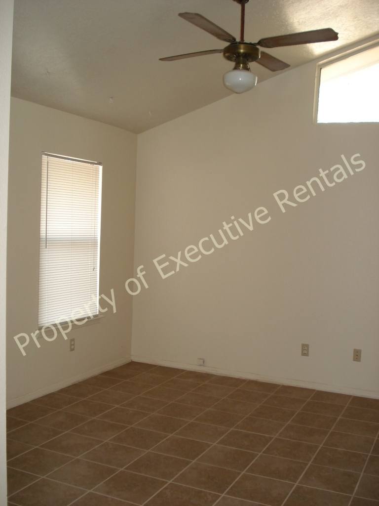 Apartment for rent at 463 Salopek Blvd, Las Cruces, NM 88001