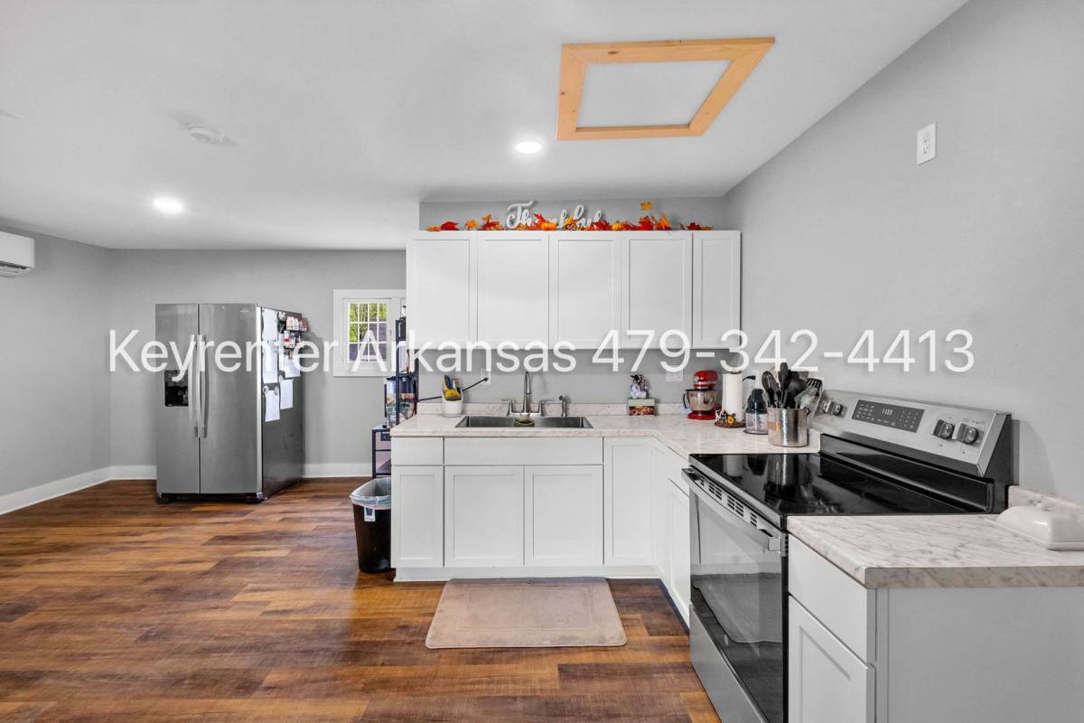 House for rent at 255 W Lawson St #2, Fayetteville, AR 72703