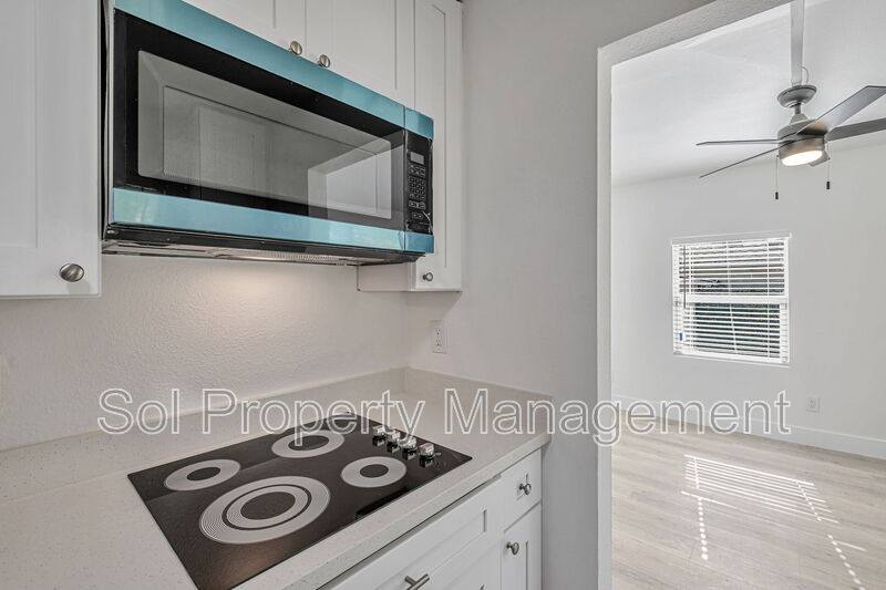 Apartment for rent at 822 Eaton St #B, Santa Cruz, CA 95062
