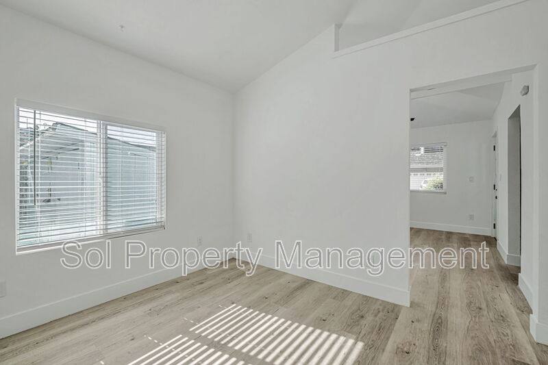 Apartment for rent at 822 Eaton St #B, Santa Cruz, CA 95062
