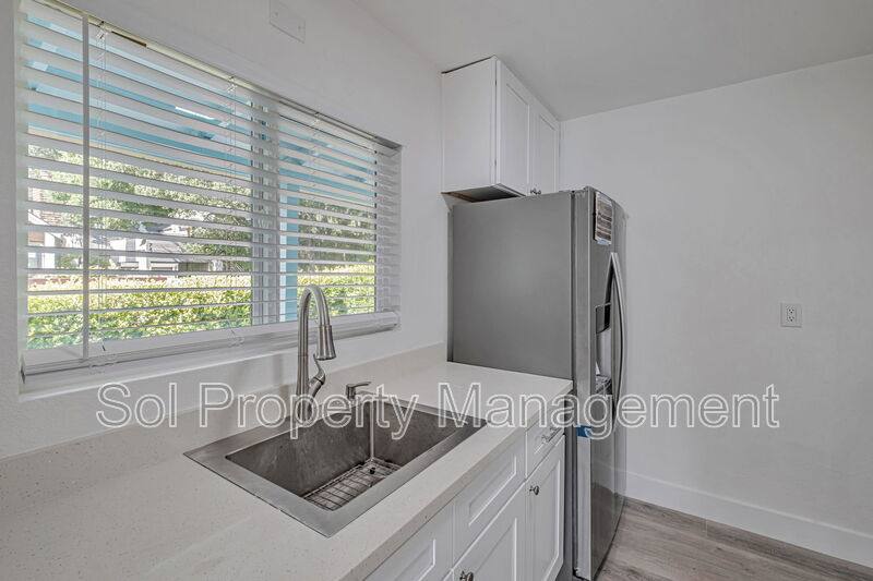 Apartment for rent at 822 Eaton St #B, Santa Cruz, CA 95062