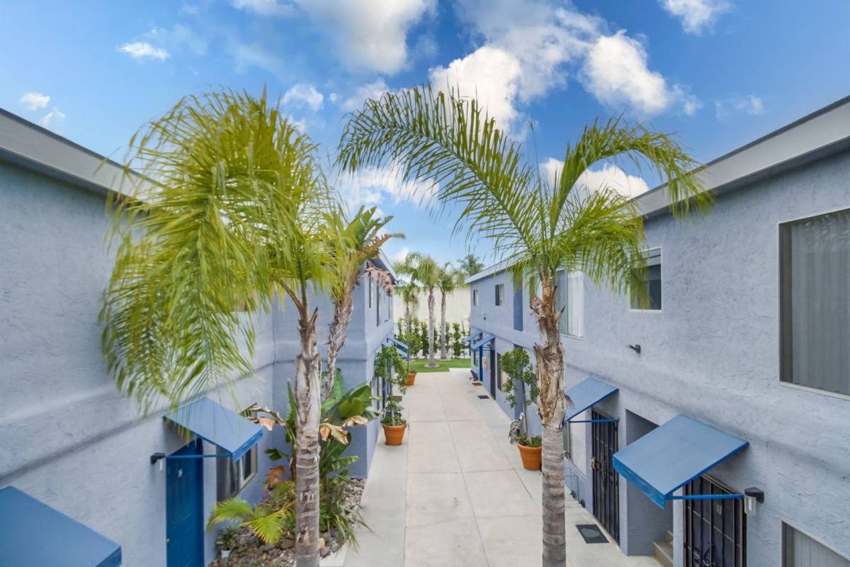 Townhouse for rent at 1091 Calla Ave, Imperial Beach, CA 91932