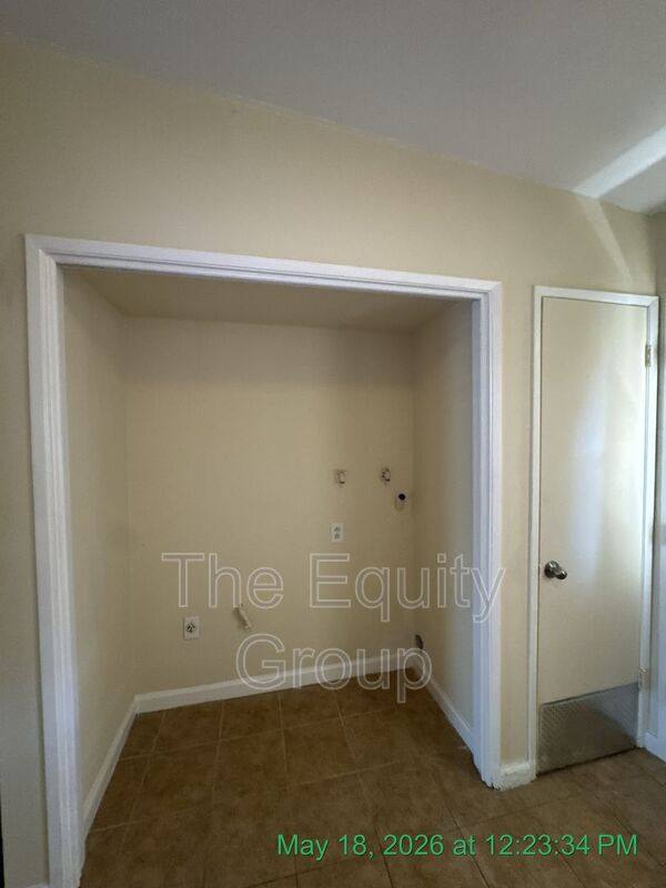 Apartment for rent at 1140 W Tulare Ave #C, Visalia, CA 93277