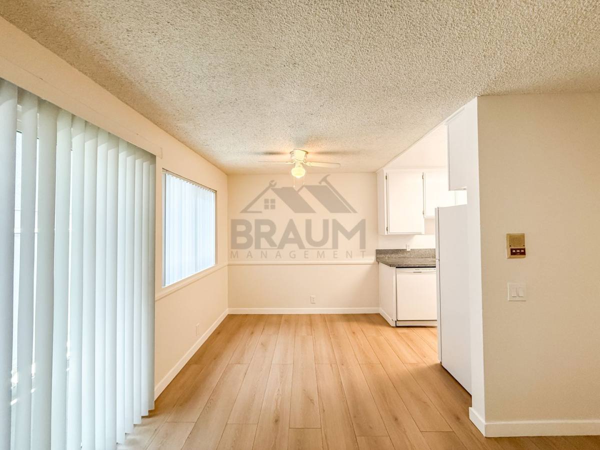 Apartment for rent at 11007 Hartsook St, North Hollywood, CA 91601