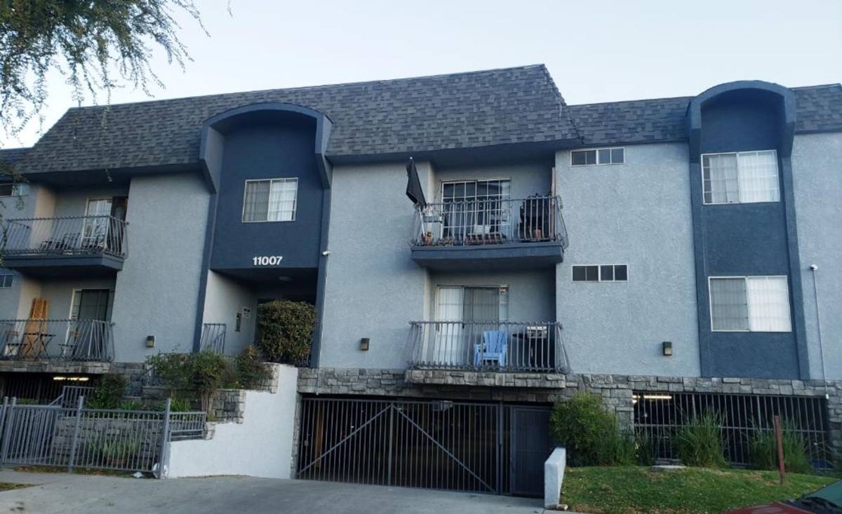 Apartment for rent at 11007 Hartsook St, North Hollywood, CA 91601