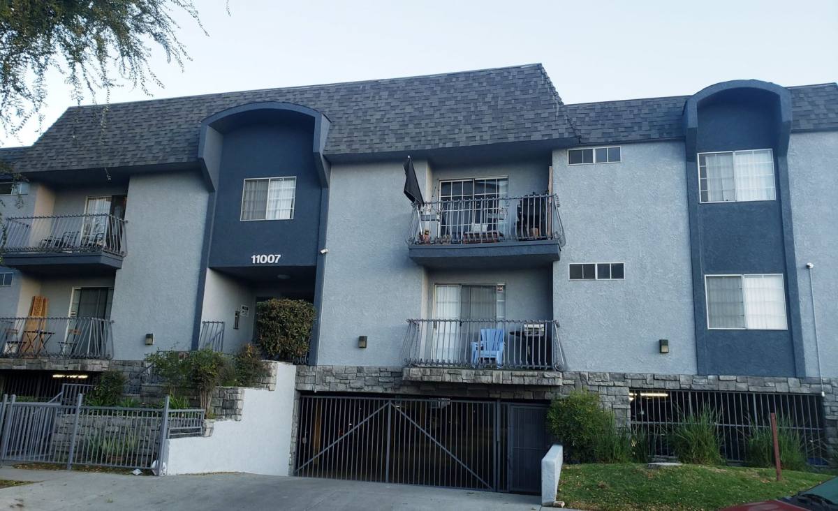 Apartment for rent at 11007 Hartsook St, North Hollywood, CA 91601