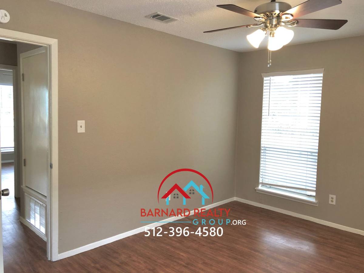 Apartment for rent at 108 Uhland, San Marcos, TX 78666