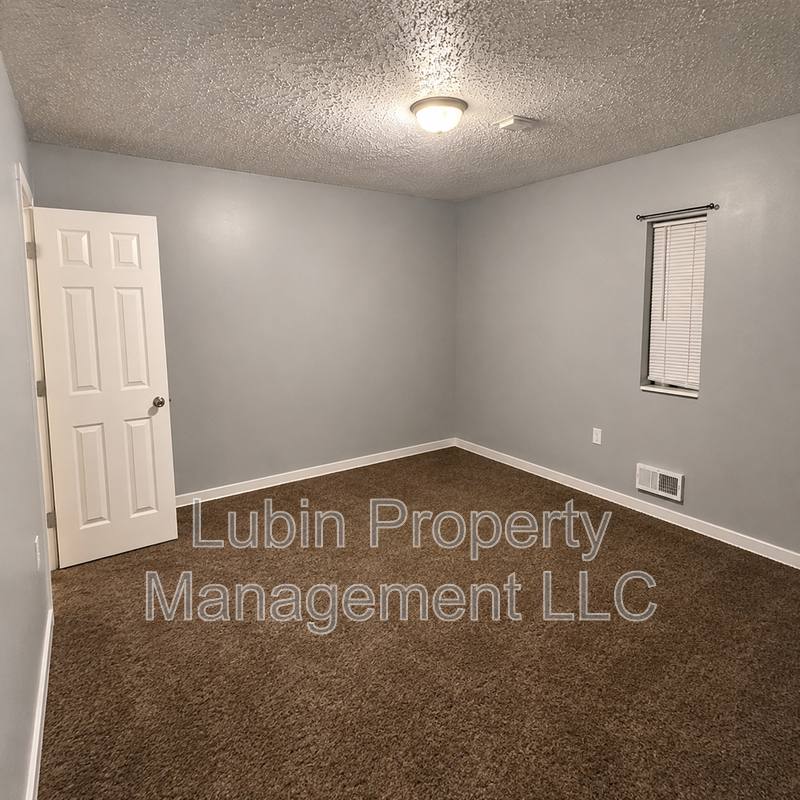 Apartment for rent at 1016 Peabody Ave #1, Memphis, TN 38104