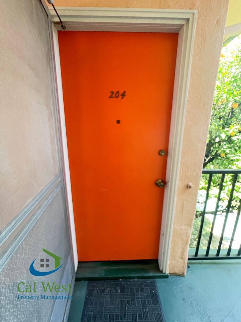 Apartment for rent at 33 E Empire, San Jose, CA 95112