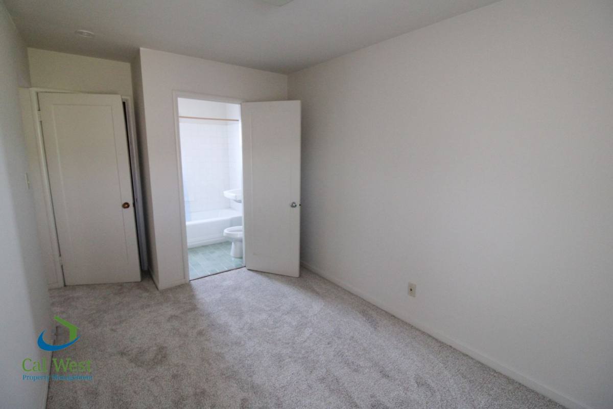 Apartment for rent at 33 E Empire, San Jose, CA 95112