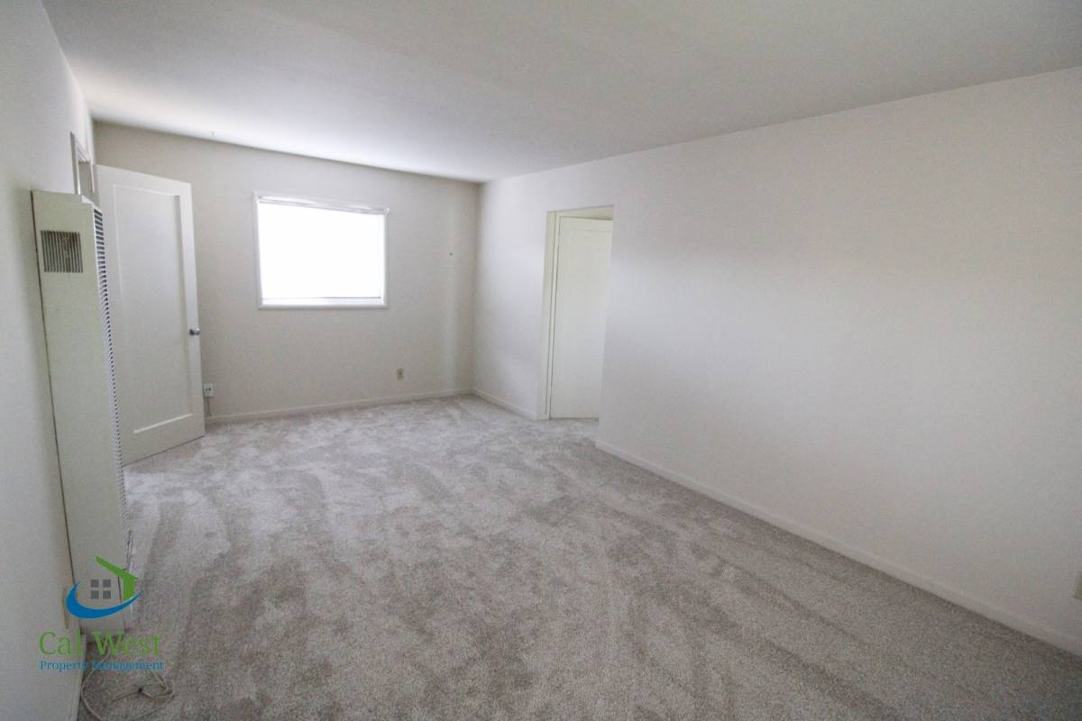 Apartment for rent at 33 E Empire, San Jose, CA 95112