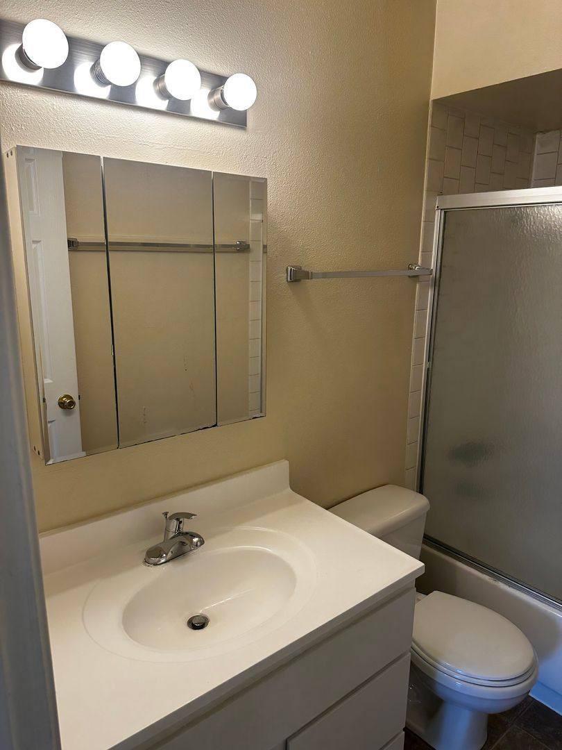 Apartment for rent at 239-281 SE 148th Ave, Portland, OR 97233