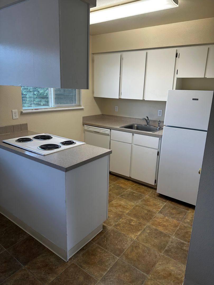 Apartment for rent at 239-281 SE 148th Ave, Portland, OR 97233