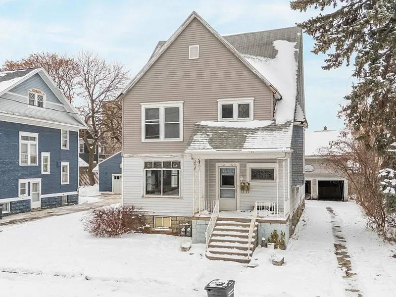 Apartment for rent at 541 Mount Vernon St #541A, Oshkosh, WI 54901