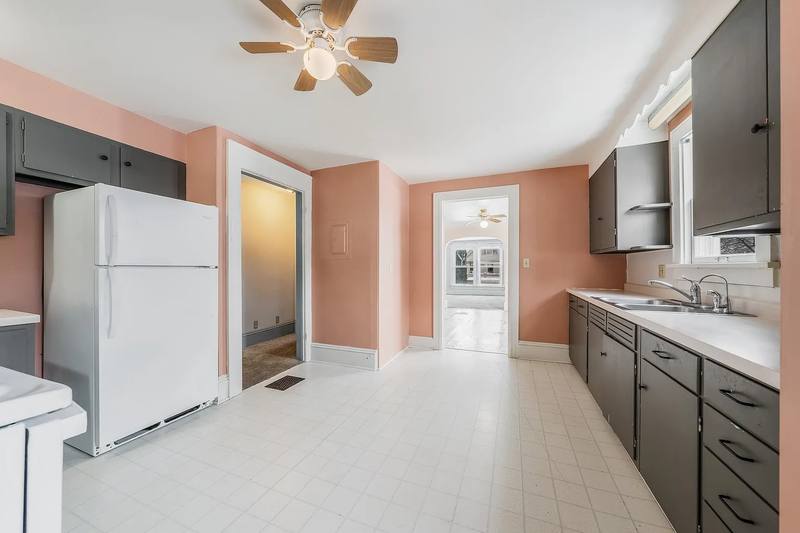 Apartment for rent at 541 Mount Vernon St #541A, Oshkosh, WI 54901