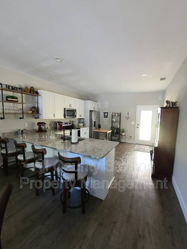 Apartment for rent at 161 SW Yulan St #100, Fort White, FL 32038