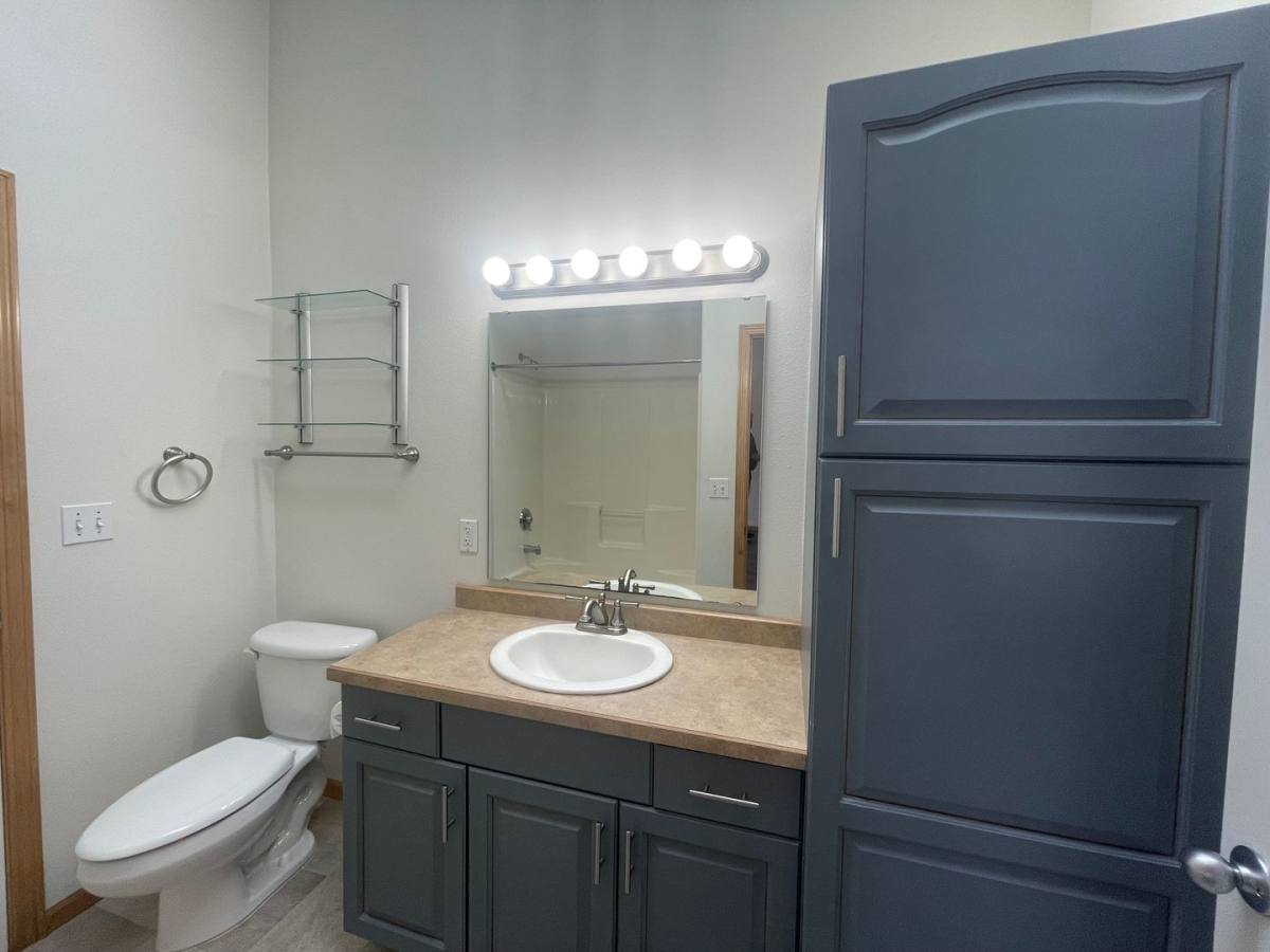 House for rent at 1074 Parkway Dr, West Fargo, ND 58078