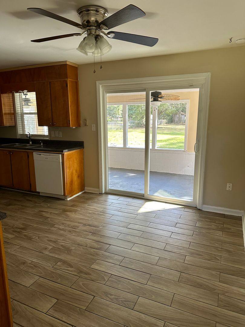 House for rent at 11 Elm St, Hinesville, GA 31313