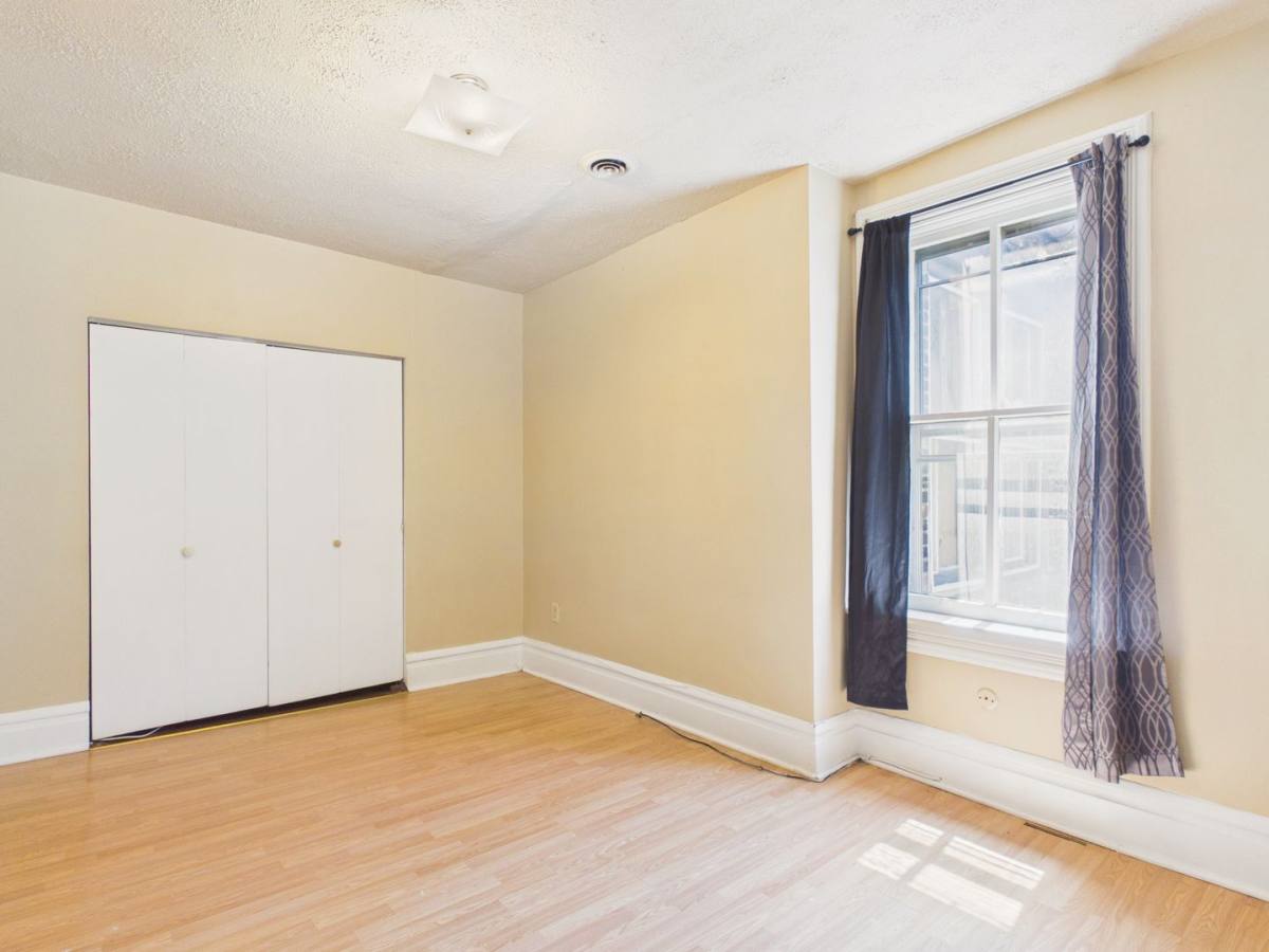 Apartment for rent at 1116-1118 N 3rd St, Harrisburg, PA 17102