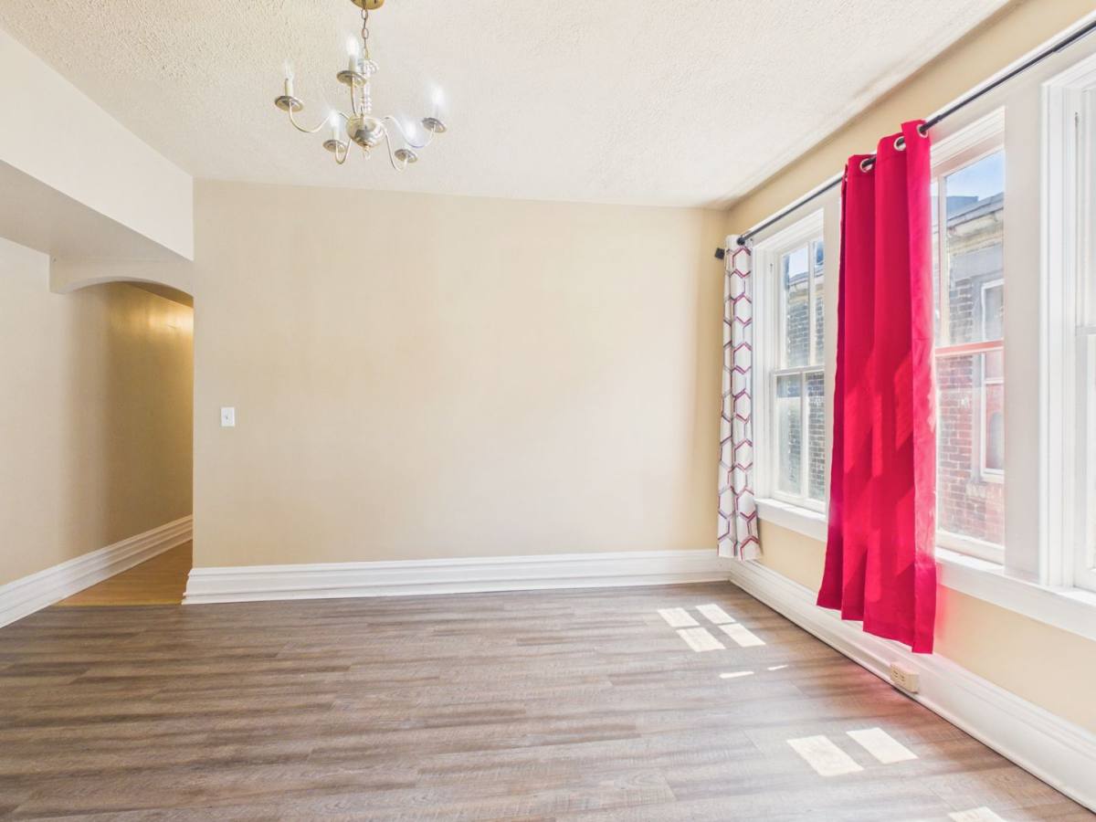 Apartment for rent at 1116-1118 N 3rd St, Harrisburg, PA 17102