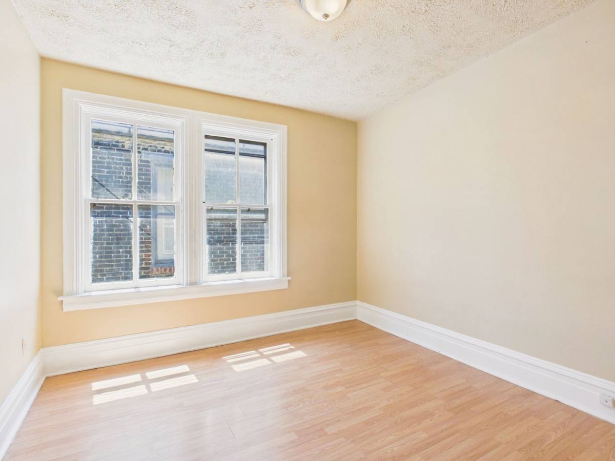 Apartment for rent at 1116-1118 N 3rd St, Harrisburg, PA 17102