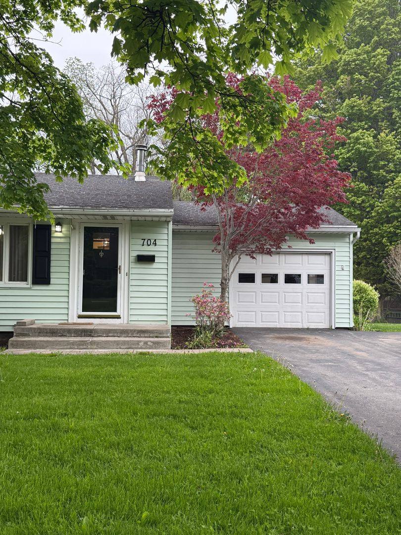 House for rent at 704 Rumson Rd, Rochester, NY 14612