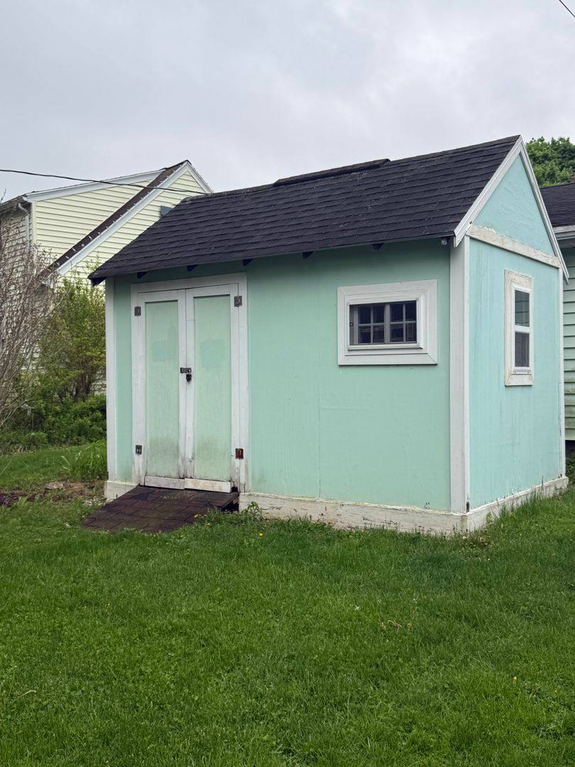 House for rent at 704 Rumson Rd, Rochester, NY 14612