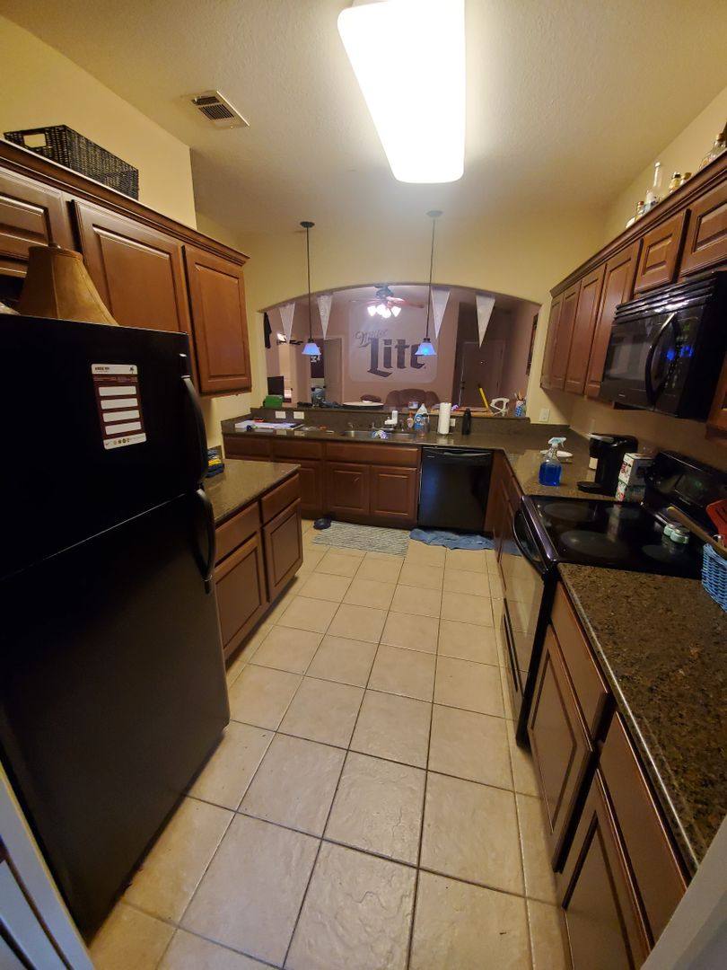 Townhouse for rent at 3306 General Parkway, College Station, TX 77845