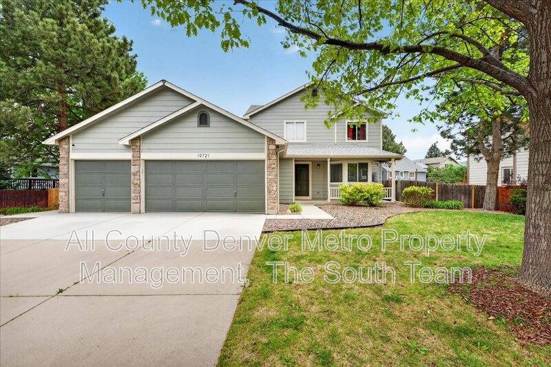 House for rent at 19721 E Stanford Dr, Aurora, CO 80015