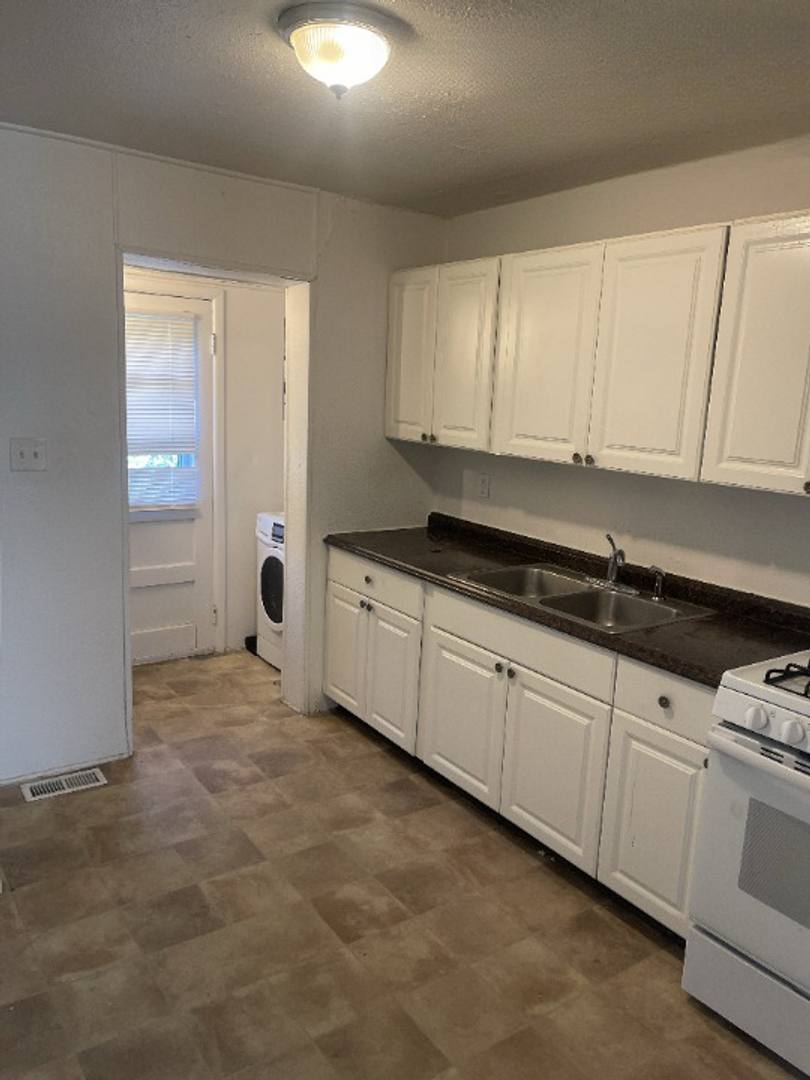 Apartment for rent at 190 Washington Ave, Golden, CO 80403