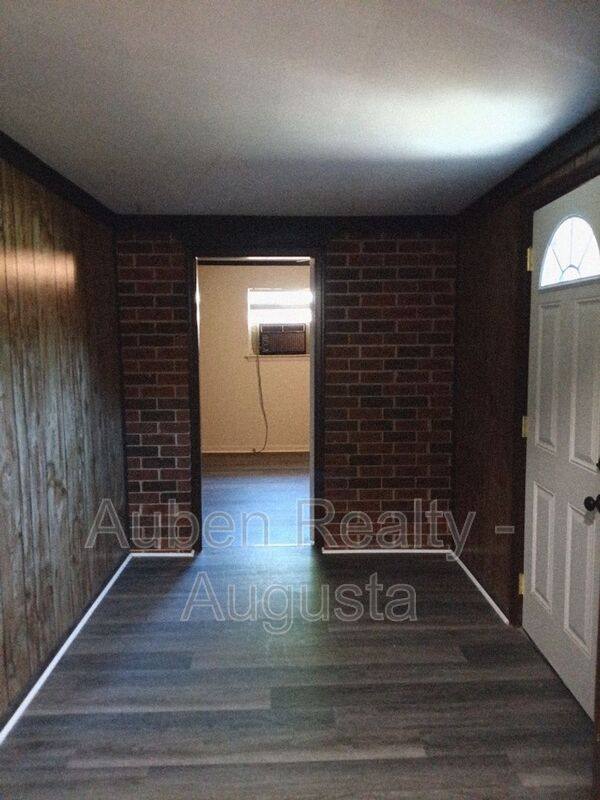 House for rent at 109 Highview Dr, Augusta, GA 30907
