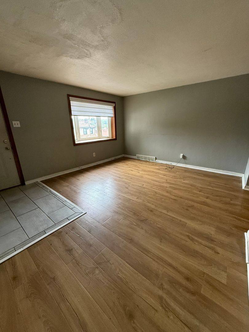 House for rent at 206 E Garden Rd, Pittsburgh, PA 15227