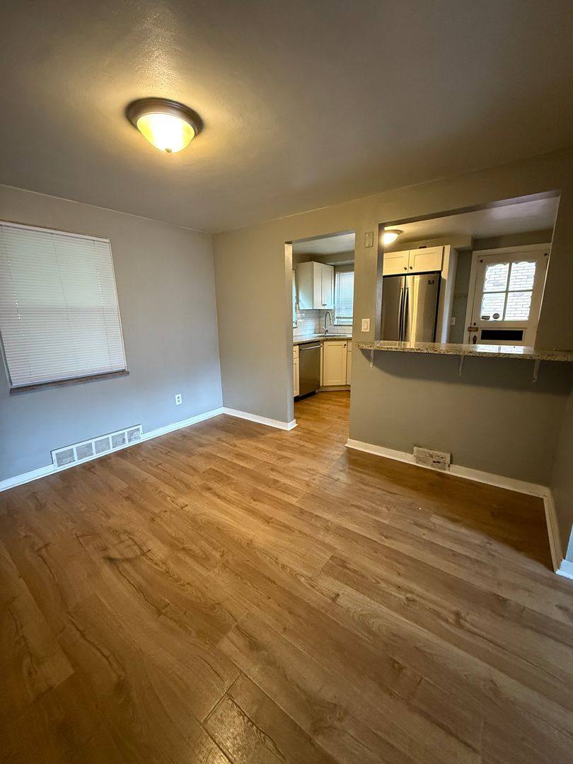 House for rent at 206 E Garden Rd, Pittsburgh, PA 15227