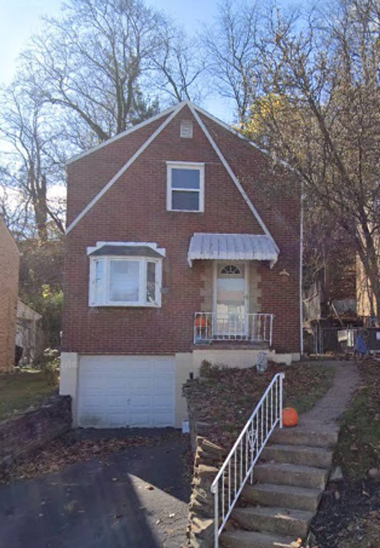 House for rent at 206 E Garden Rd, Pittsburgh, PA 15227