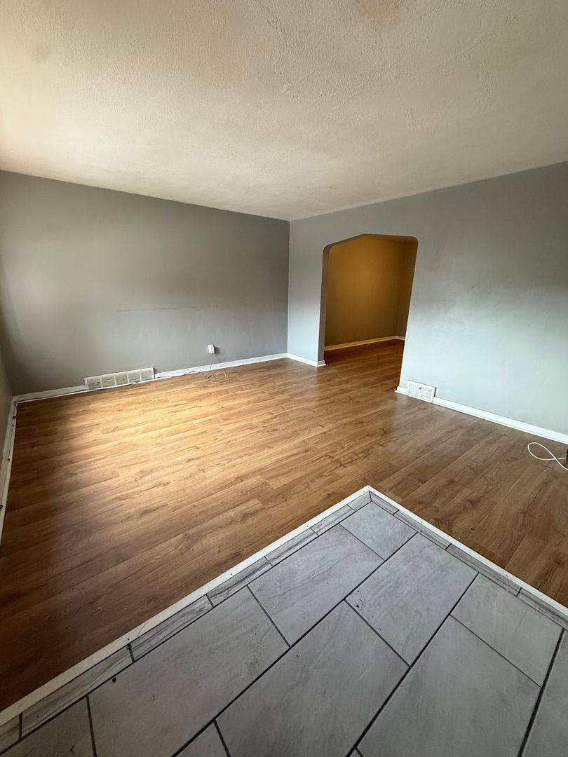 House for rent at 206 E Garden Rd, Pittsburgh, PA 15227