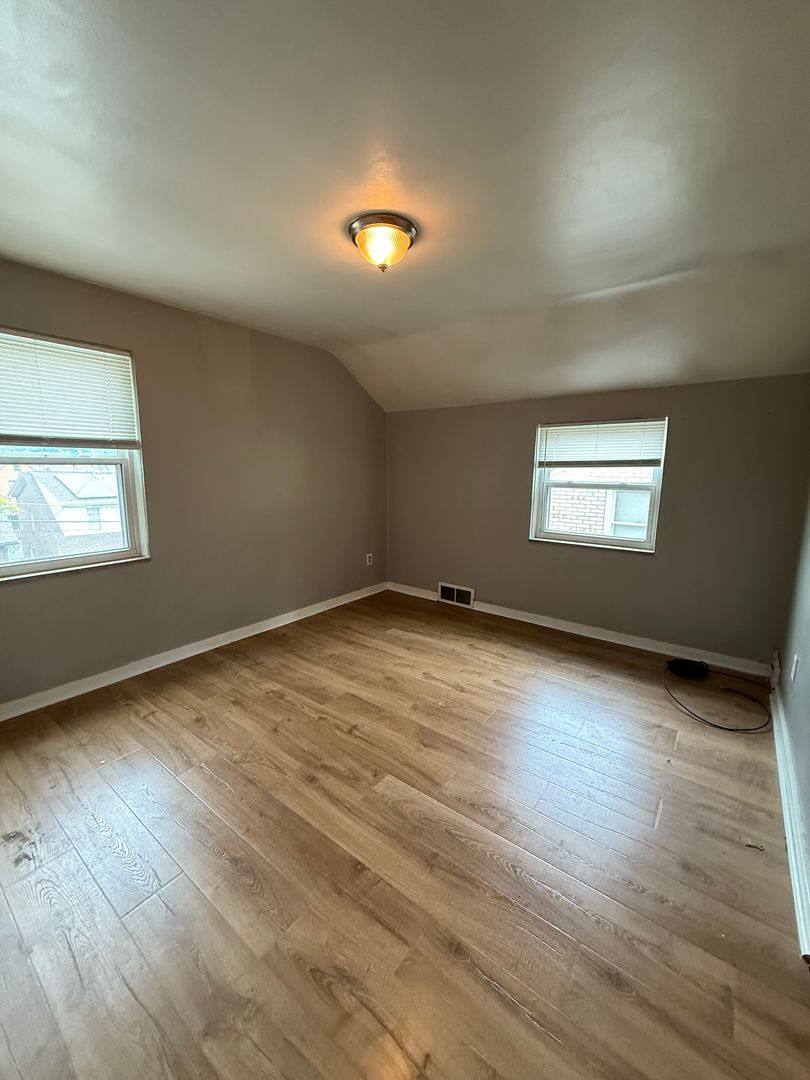 House for rent at 206 E Garden Rd, Pittsburgh, PA 15227
