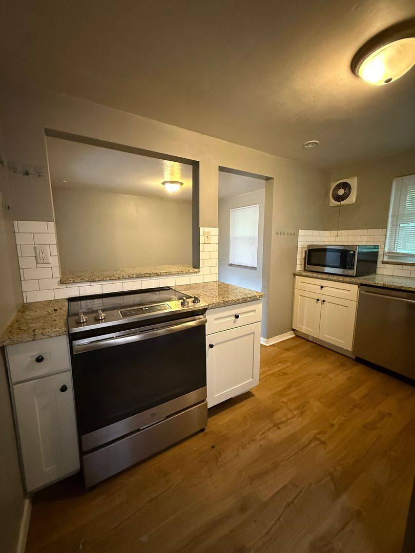 House for rent at 206 E Garden Rd, Pittsburgh, PA 15227