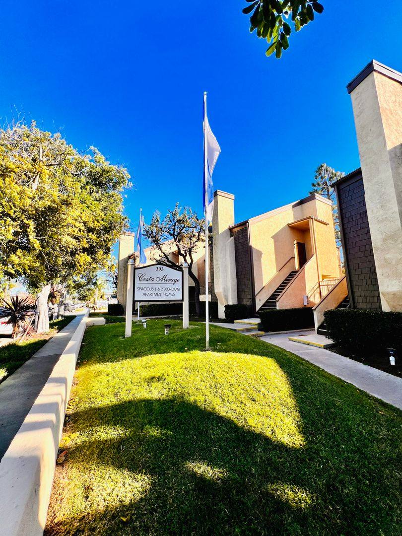 Apartment for rent at 393 Hamilton St, Costa Mesa, CA 92627
