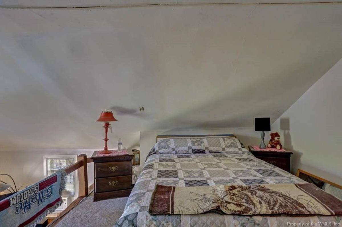 Apartment for rent at 106 Washington St, Williamsburg, VA 23185