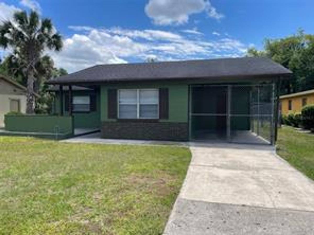 House for rent at 1935 W 14 St, Sanford, FL 32771