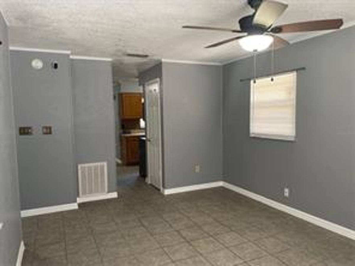 House for rent at 1935 W 14 St, Sanford, FL 32771