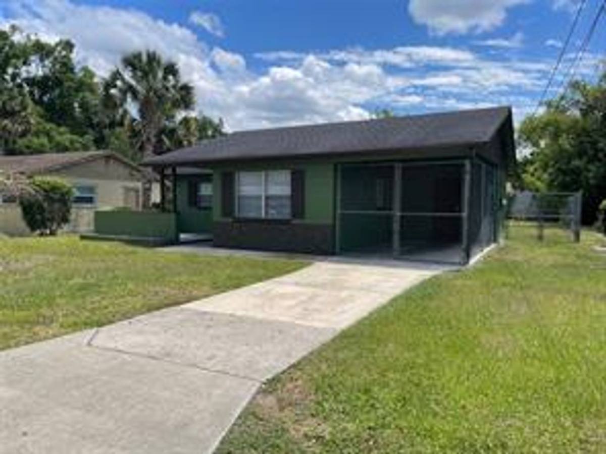 House for rent at 1935 W 14 St, Sanford, FL 32771