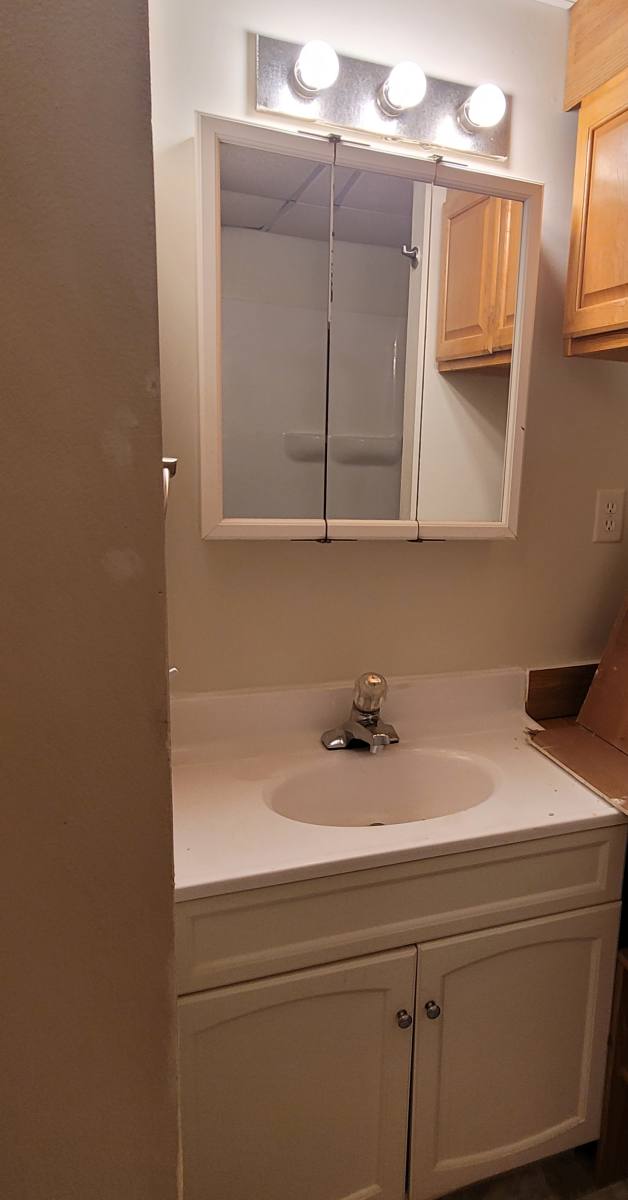 Apartment for rent at 422 Belmont, Dickinson, ND 58601