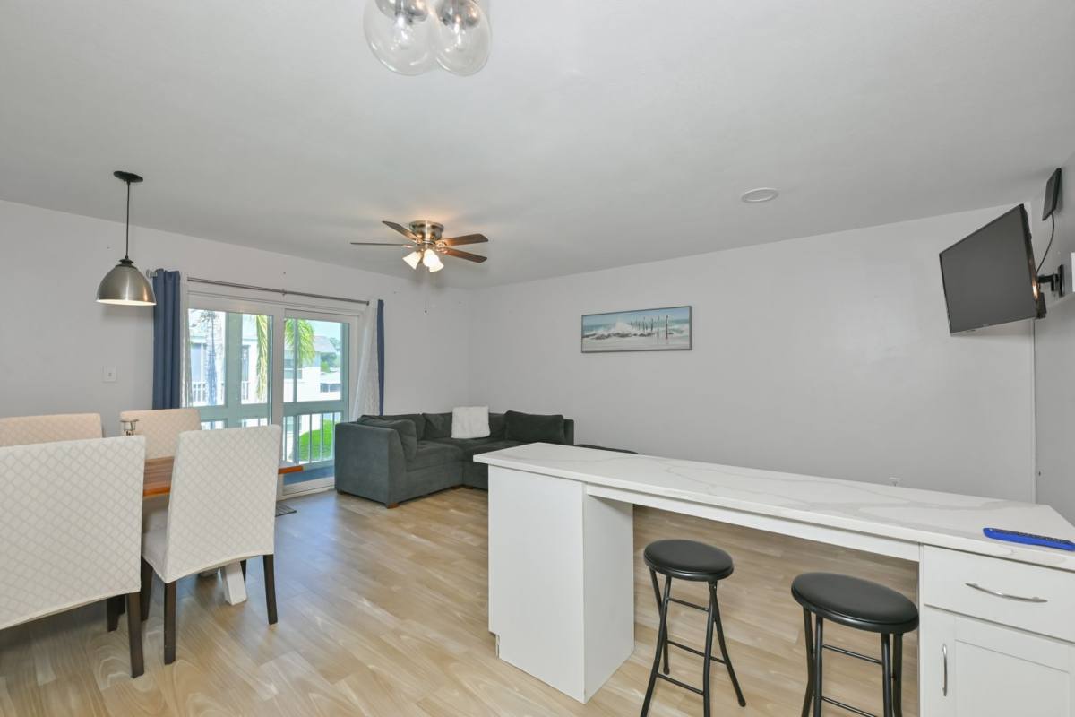 Condo for rent at 237 S McMullen Booth Rd, Clearwater, FL 33759