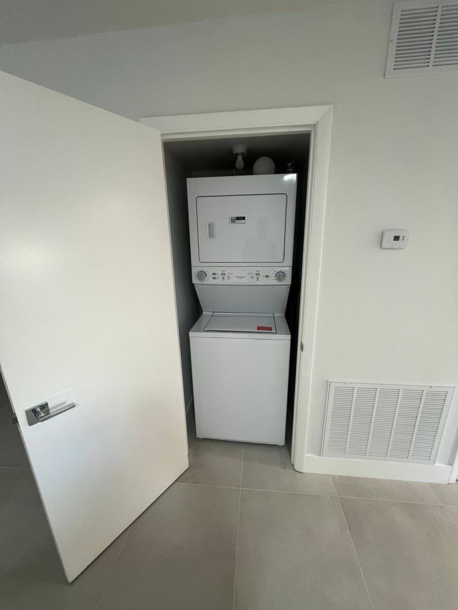 Townhouse for rent at 2201 SE 14th Ave, Ocala, FL 34471