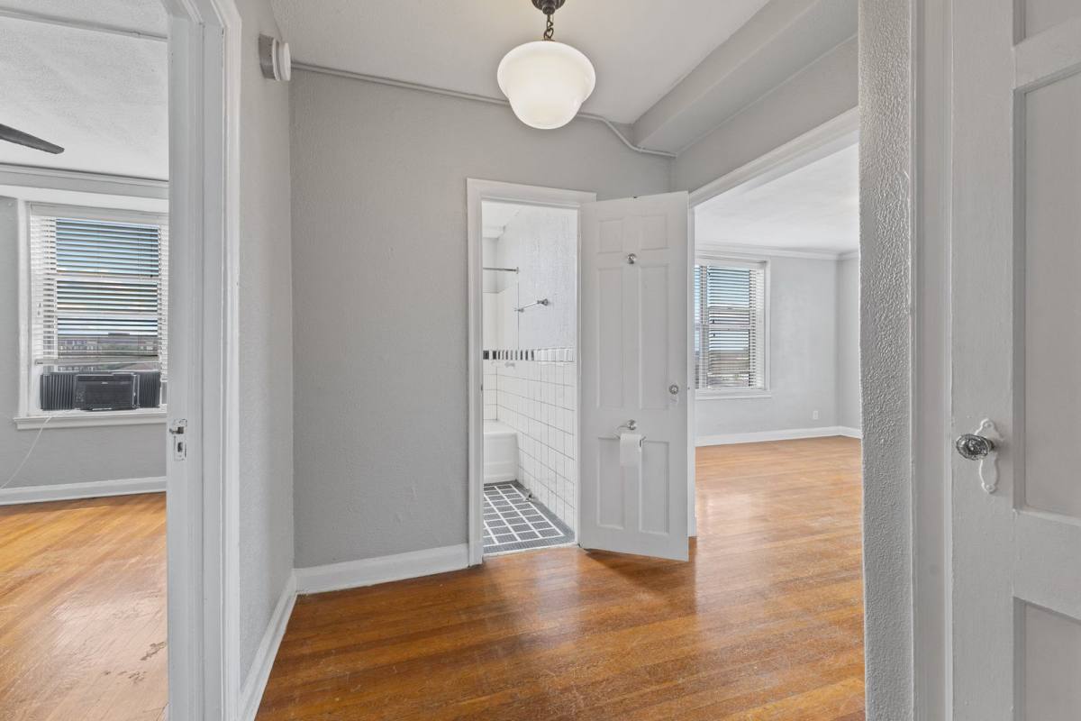 Apartment for rent at 28 E 16th St, Indianapolis, IN 46202