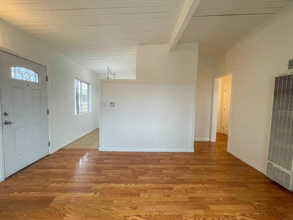 Apartment for rent at 14830 Chadron Ave, Gardena, CA 90249
