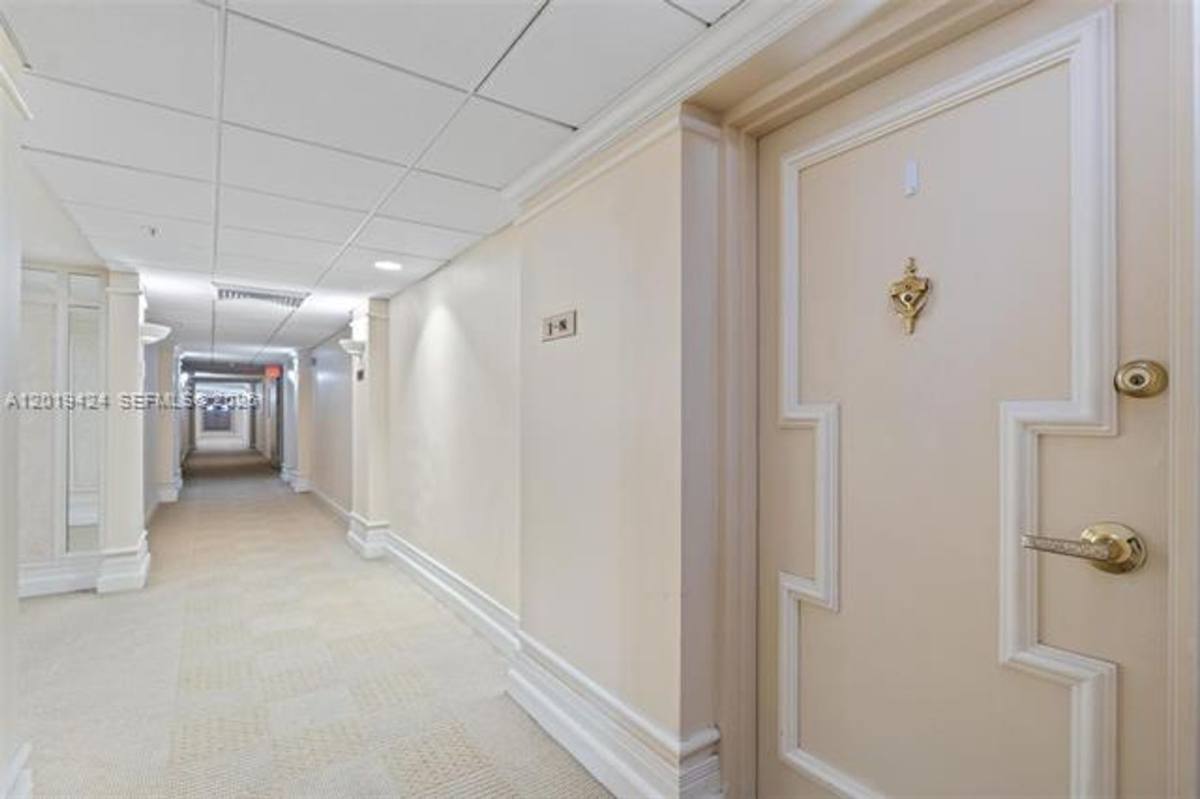 Condo for rent at 5700 Collins Ave, Miami Beach, FL 33140